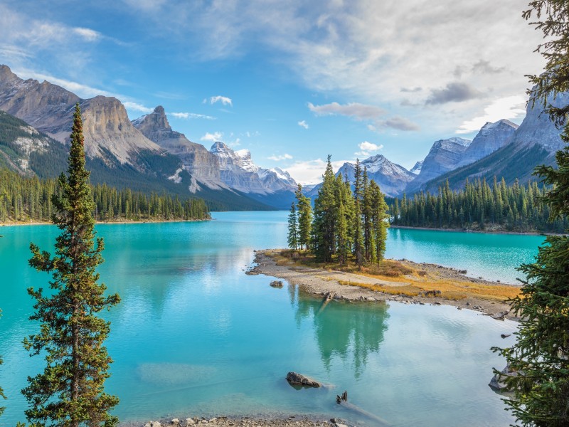 KAN_AB_Maligne Lake Bootstour