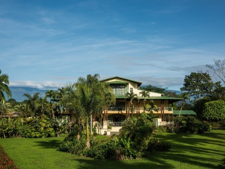 Casa Turire Front 1