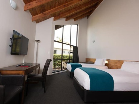 The Heads Hokianga_Neuseeland_courtyard 