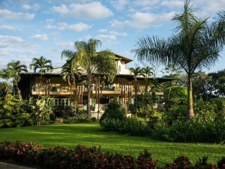 Casa Turire Front 2