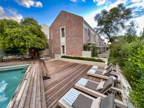 Windhoek Luxury Suites Aussenansicht