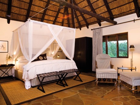 Mushara Lodge_Namibia_Hütte_innen_03