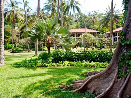 Gartenanlage des Sheraton Senggigi