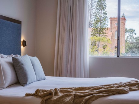 Mercure Centro Port Macquarie Room