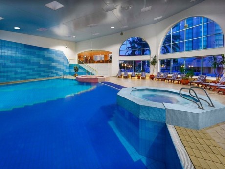 Crowne Plaza Amman Innenpool