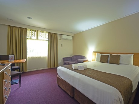 Hospitality Inn Geraldton_room