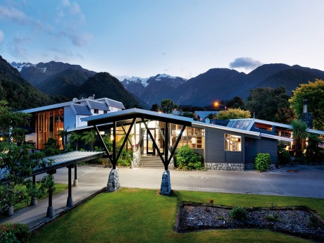 Scenic Hotel Franz Josef Glacier_exterio