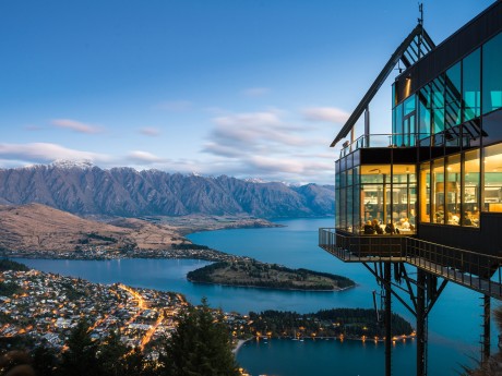 Neuseeland_Südinsel_Queenstown_shutterst