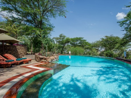 Serengeti Serena Lodge_Pool_Tansania
