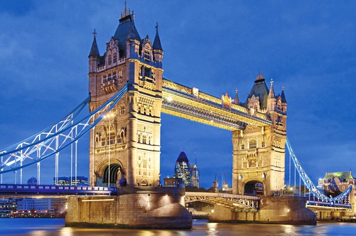 Europa England London Tower Bridge Nachts