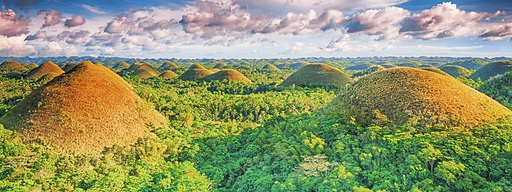 Asien Philippinen Bohol Chocolate Hills gruen