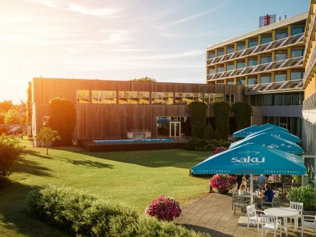 Exterior mit Terrasse, Georg Ots Spa