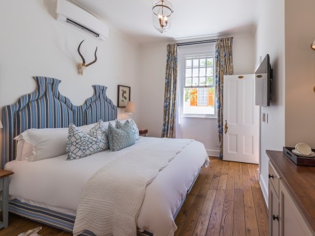 Drostdy Hotel_Südafrika_Bachelor Room_01