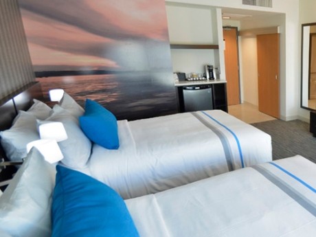 Grand Winnipeg Airport Hotel by Lakeview